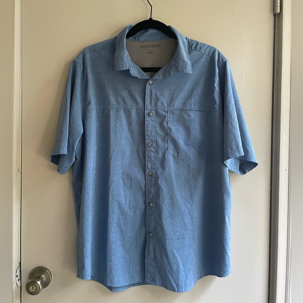 Men's Athletic Short Sleeve Button Down